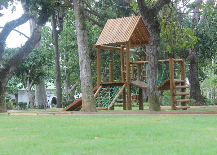 Hotel Tavares Correia